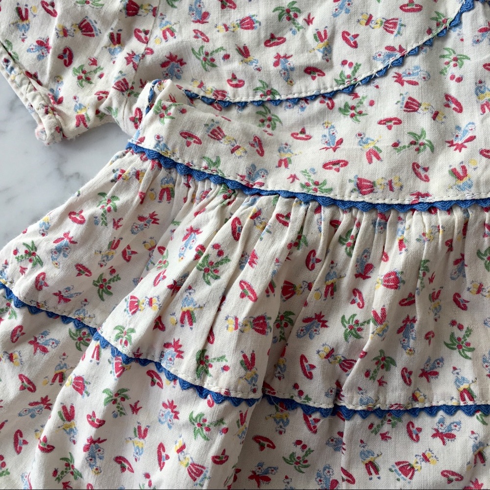 SOLD :: Vintage 40s Novelty Print Peter Pan Collar Dress - Picture 4 of 7